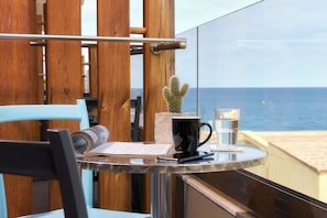 Double Room with Side Sea View | Strand-/Meerblick