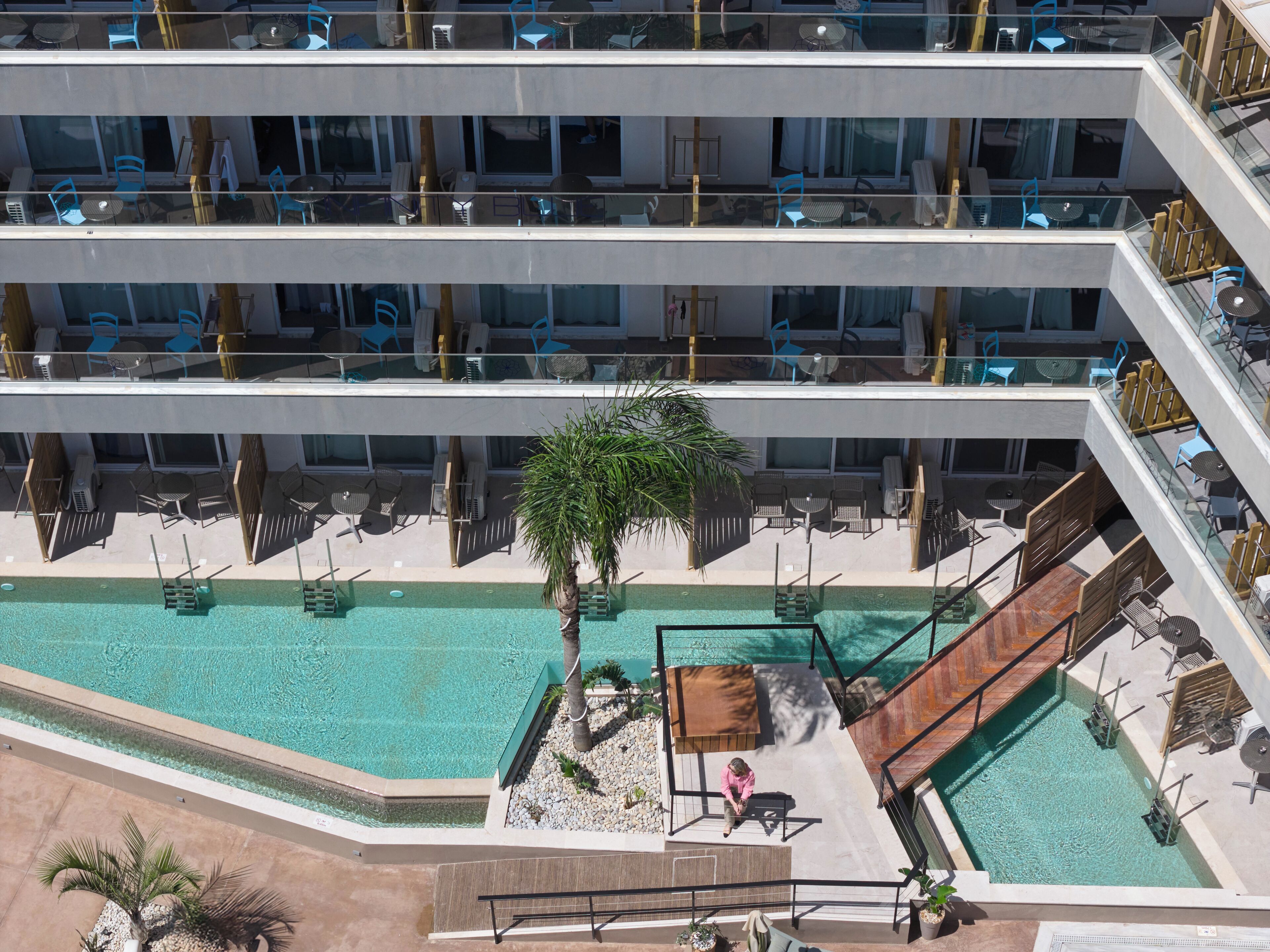 Premium Room Swim-Up | 防过敏的被褥、客房内保险箱、办公桌、笔记本电脑工作区