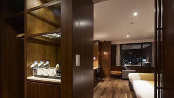 Grand Suite | In-room safe, blackout drapes, soundproofing, free WiFi