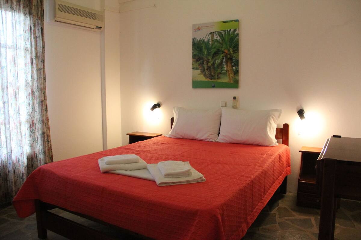 Departamento, 1 habitación | Ropa de cama de alta calidad y caja de seguridad en la habitación