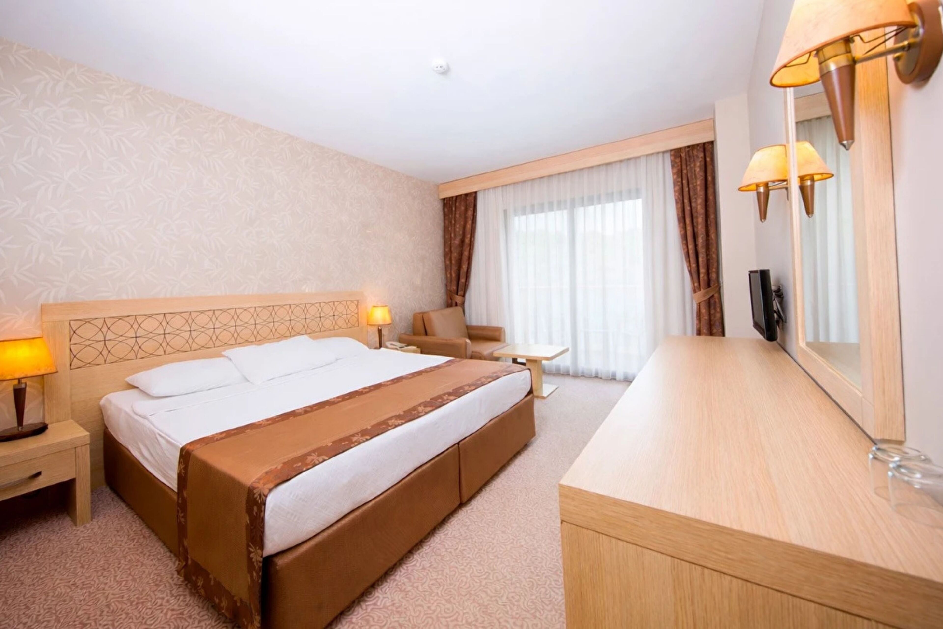 Premium bedding, minibar, in-room safe, laptop workspace