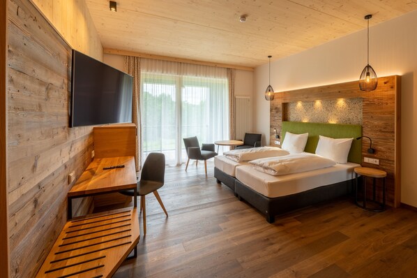 In-room safe, desk, free WiFi, bed sheets