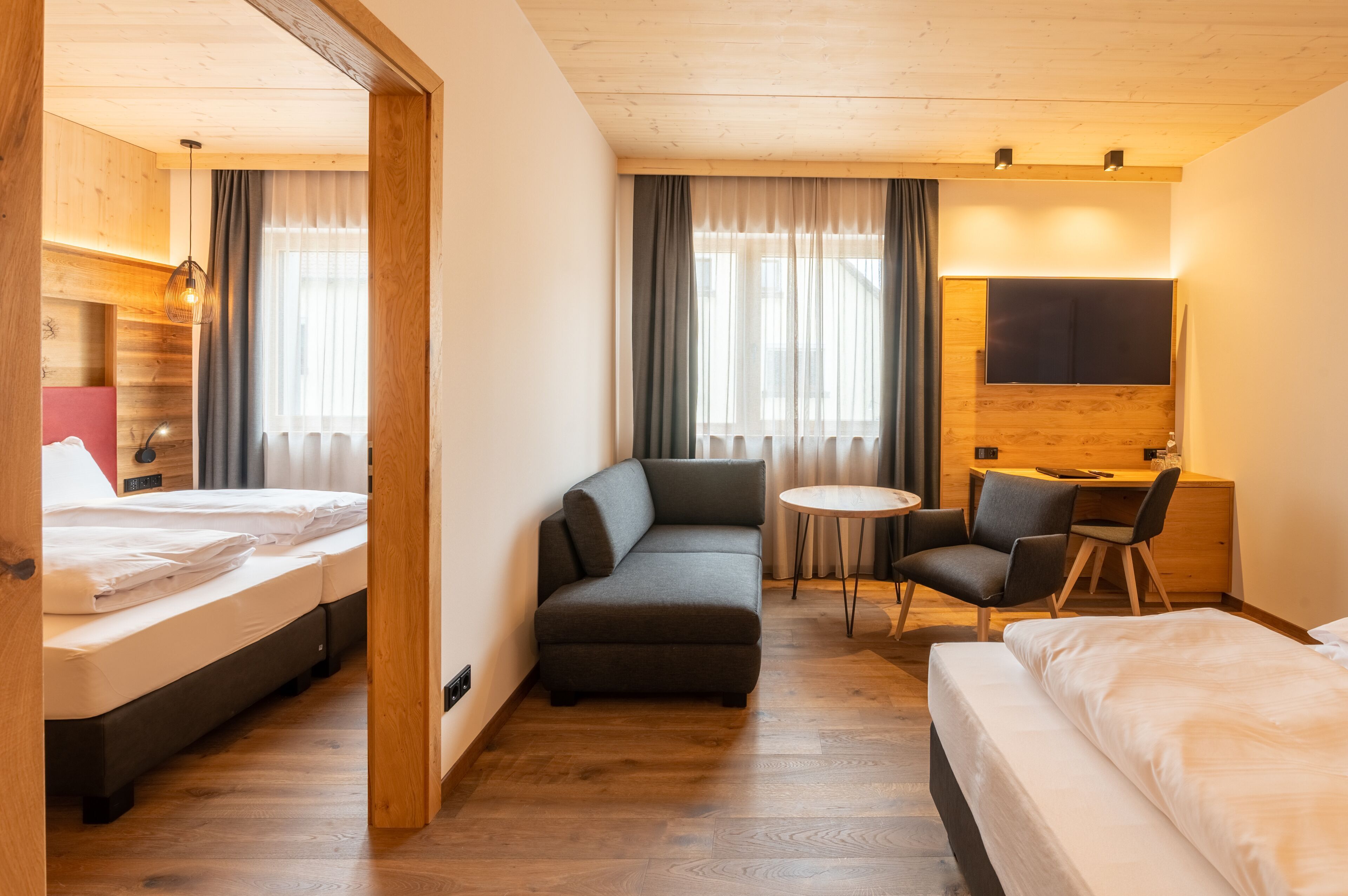 In-room safe, desk, free WiFi, bed sheets