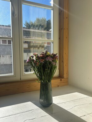 Grand-Doppel- oder -Zweibettzimmer | Hochwertige Bettwaren, Bügeleisen/Bügelbrett, kostenlose Babybetten