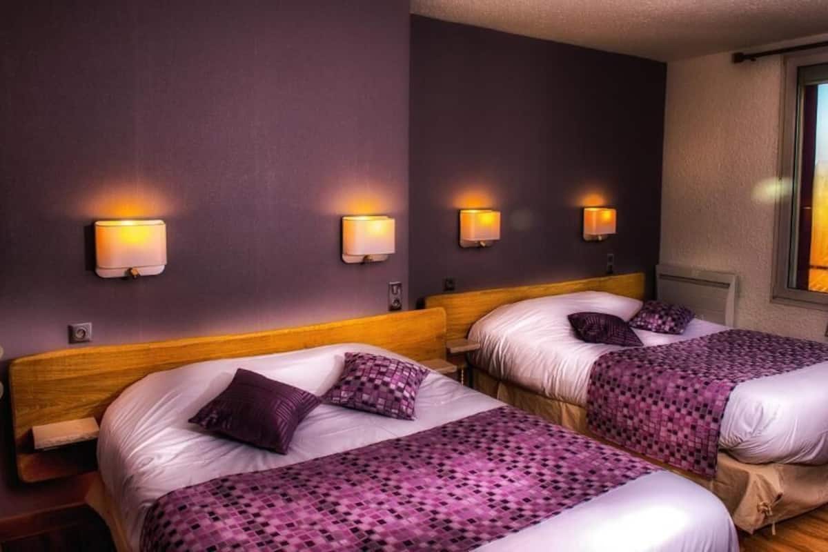 superior quadruple room | view from room