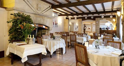 HĂŽtel restaurant Le Cheval Rouge