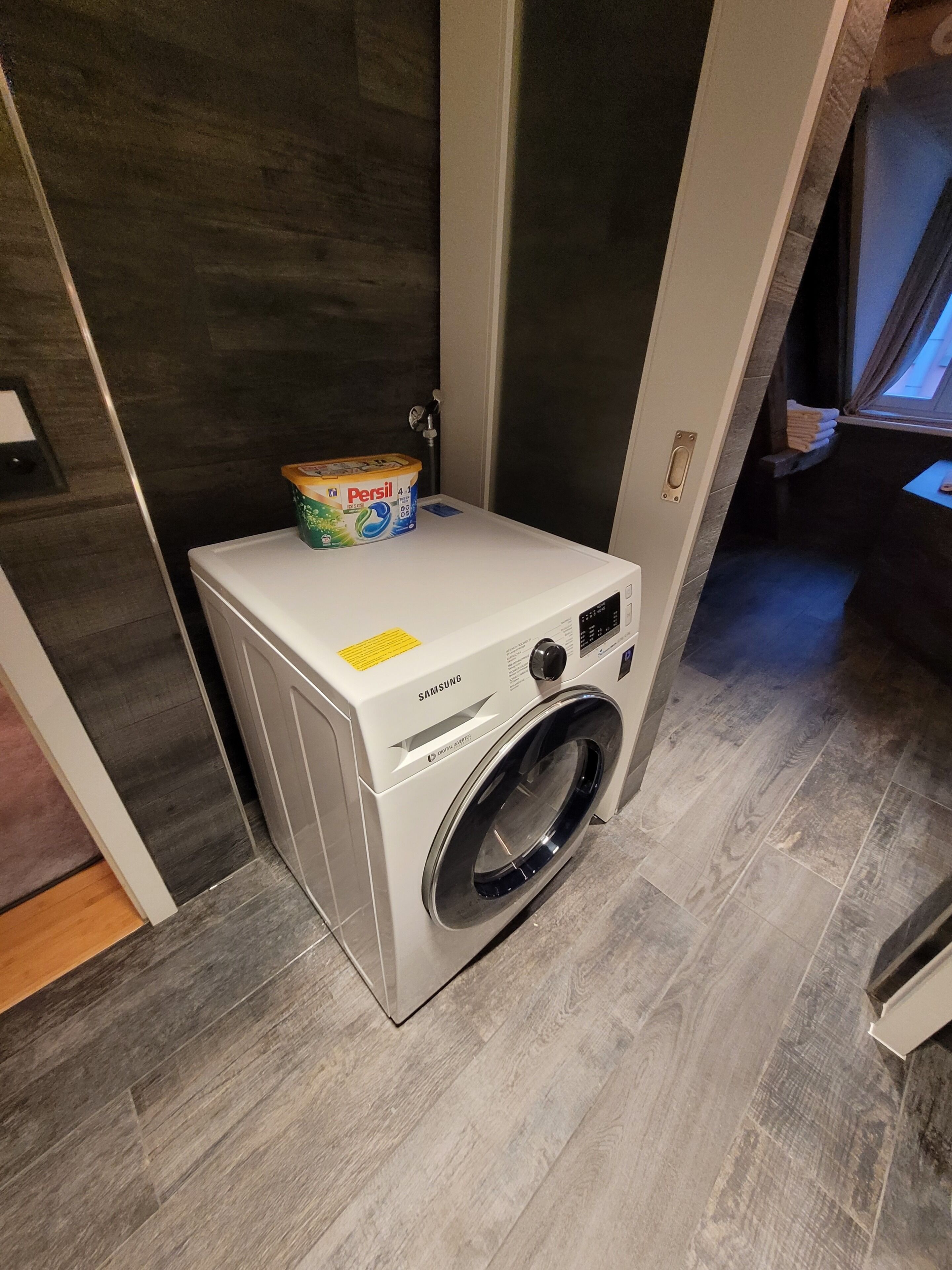 city apartment, multiple bedrooms, non smoking, city view | laundry