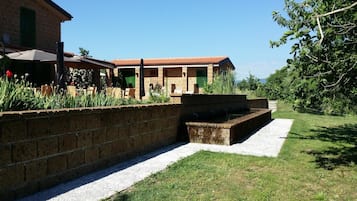 Khuôn viên nơi lưu trú