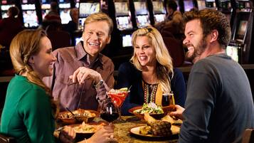 2 restaurants, breakfast, lunch, dinner served; American cuisine