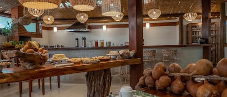 Desayuno buffet incluido todos los días