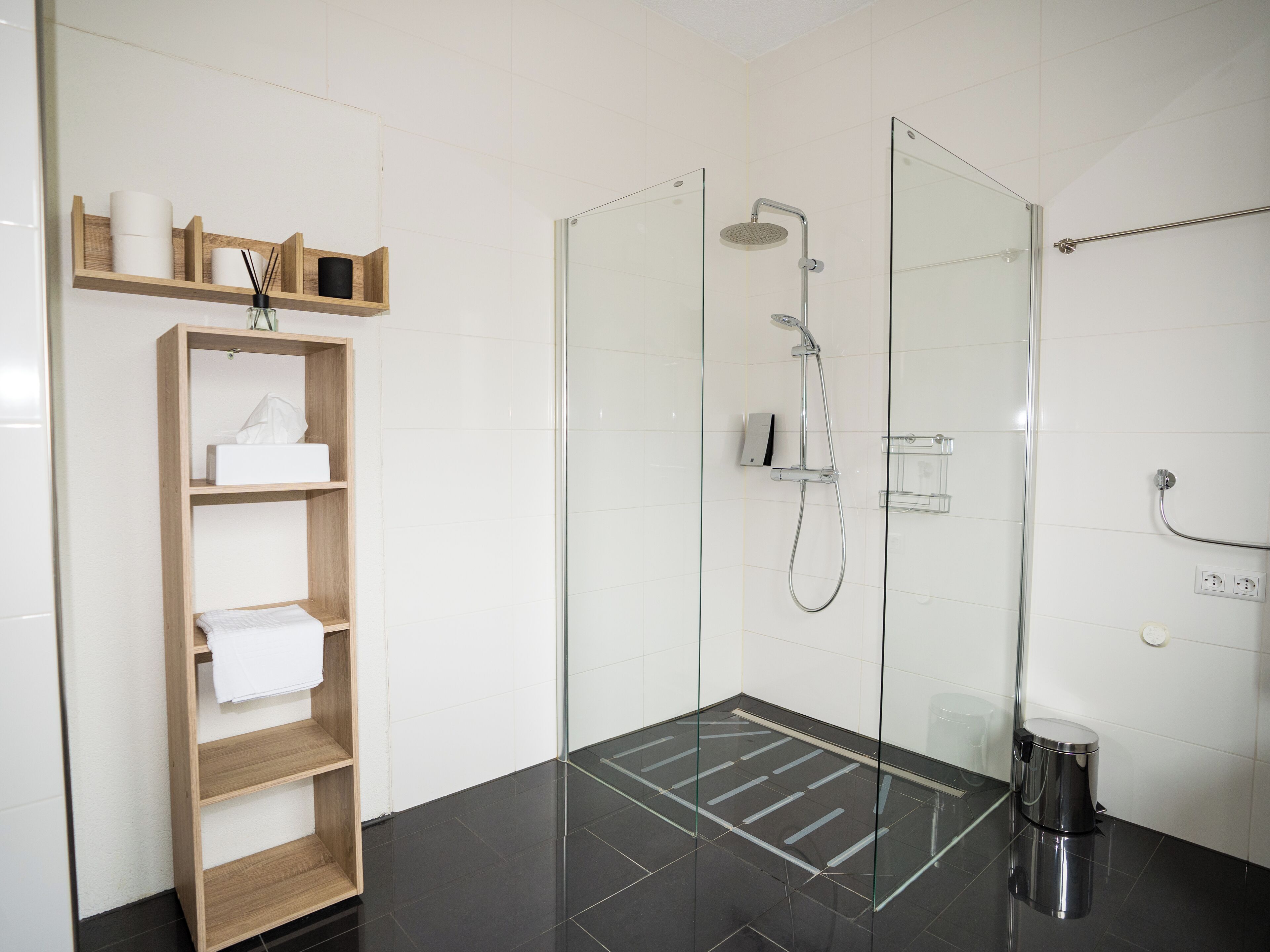 comfort studio | bathroom | shower, free toiletries, hair dryer, slippers