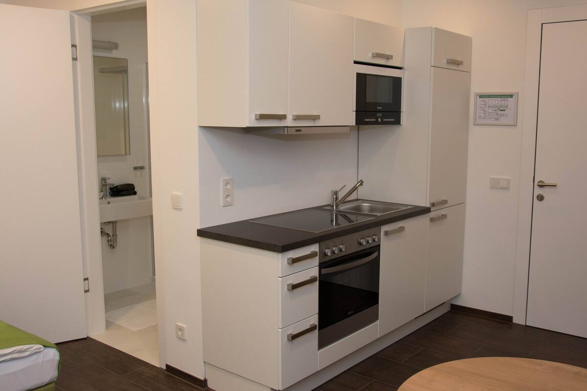 studio, kitchen | private kitchen | coffee/tea maker, electric kettle