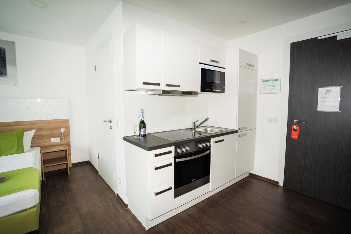 studio, kitchen | private kitchen | coffee/tea maker, electric kettle