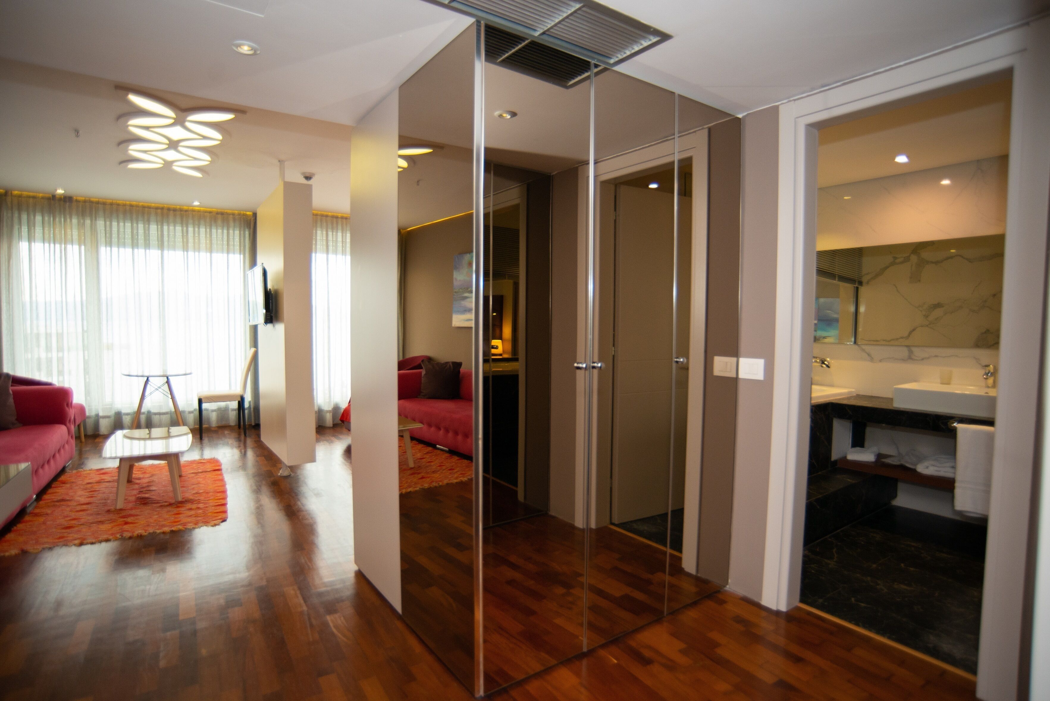 Photo - Bougainville Bay Hotel