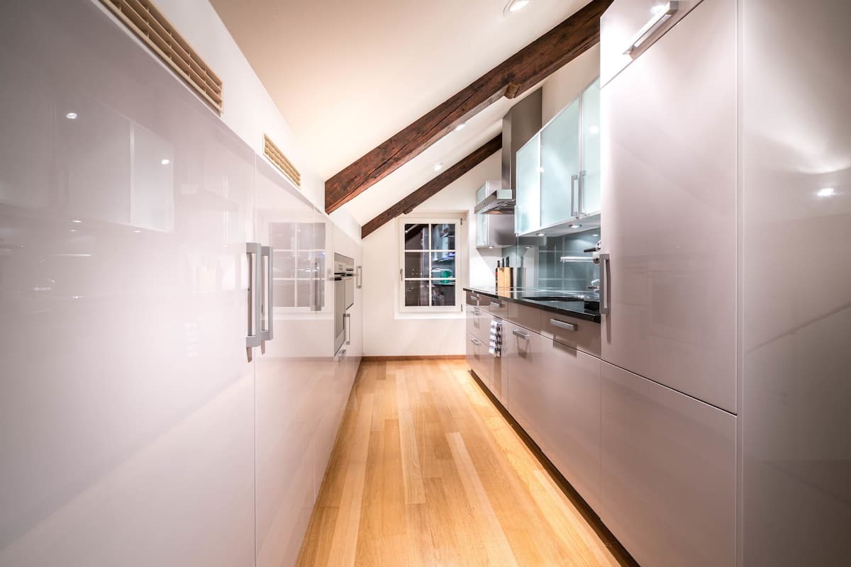 city apartment, 2 bedrooms, non smoking, lakeside | private kitchen | full-sized fridge, microwave, oven, stovetop