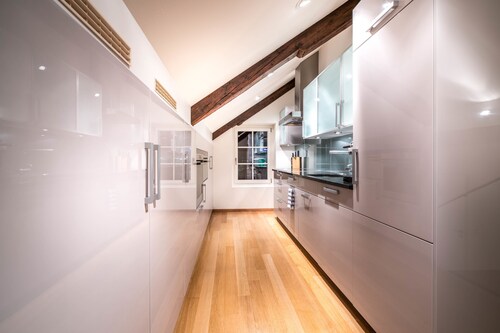 Lake Side Location Bellevue