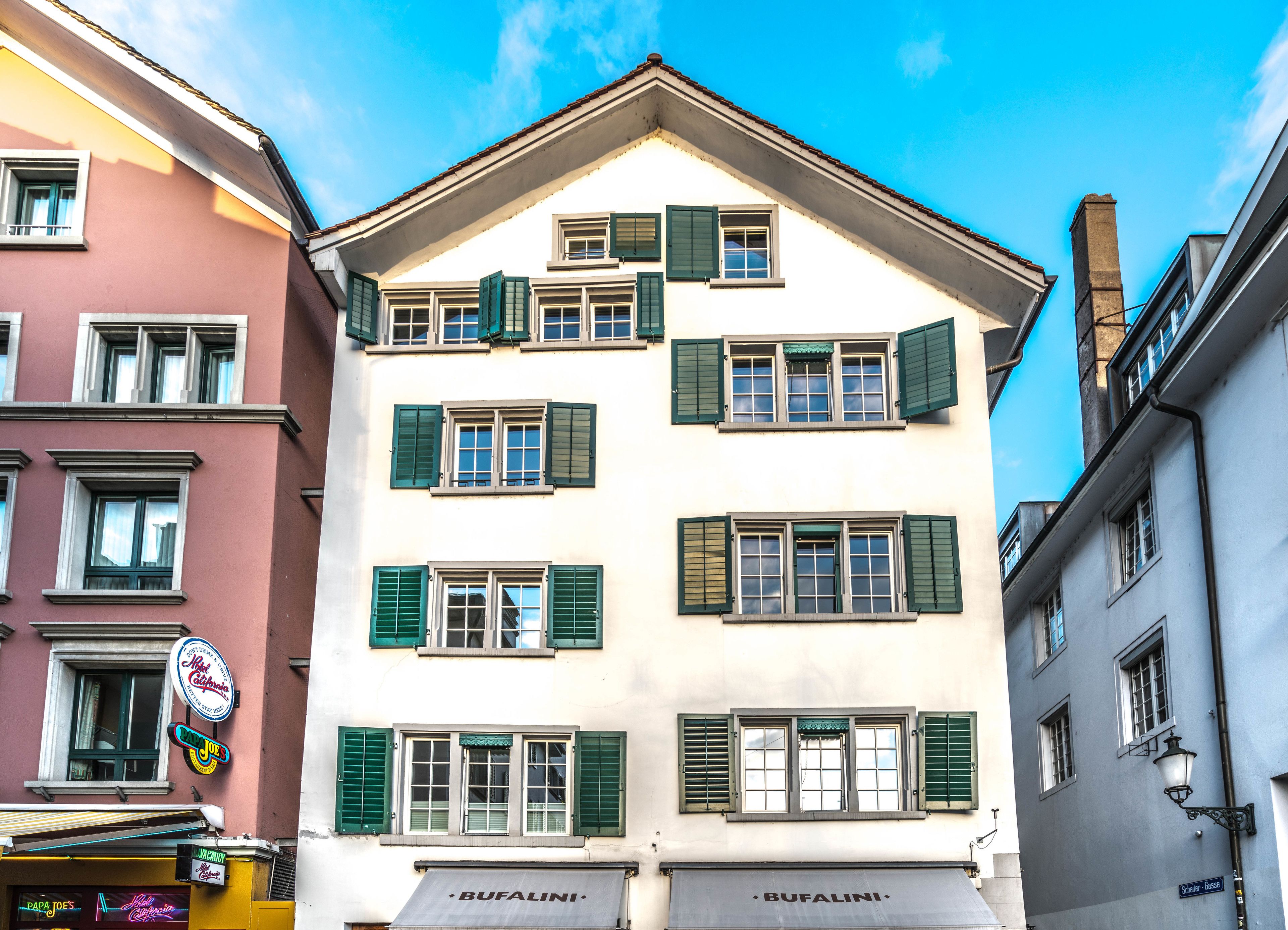 city apartment, 2 bedrooms, non smoking, lakeside | 3 bedrooms, minibar, laptop workspace, blackout curtains