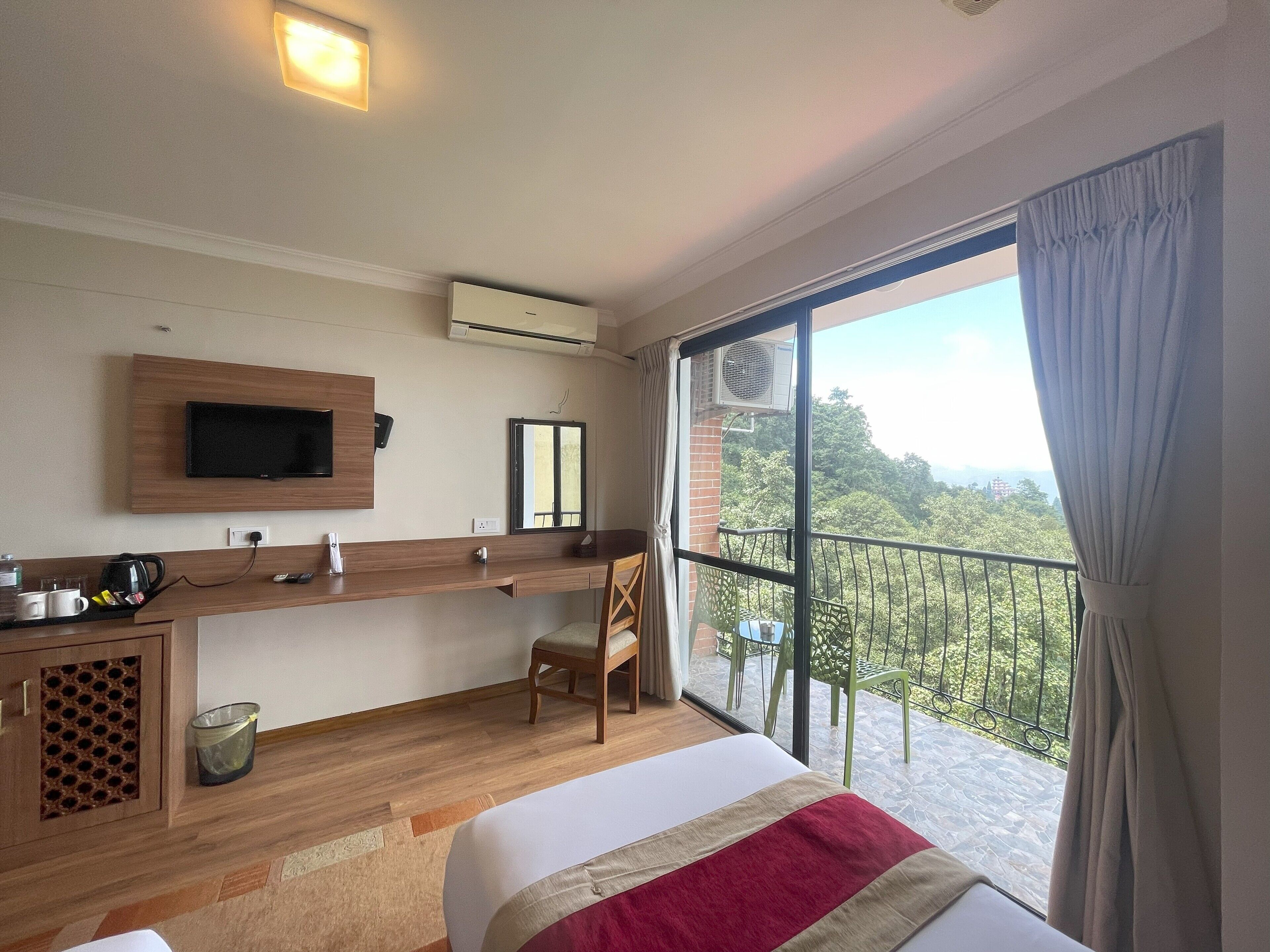 1 bedroom, premium bedding, down duvets, select comfort beds