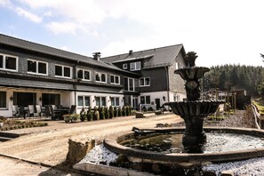 Front of property - Wittgensteiner Landhaus - Adult Only (Winterberg)