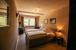 Premium bedding, desk, free WiFi, bed sheets