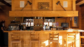 Bar (en la propiedad)