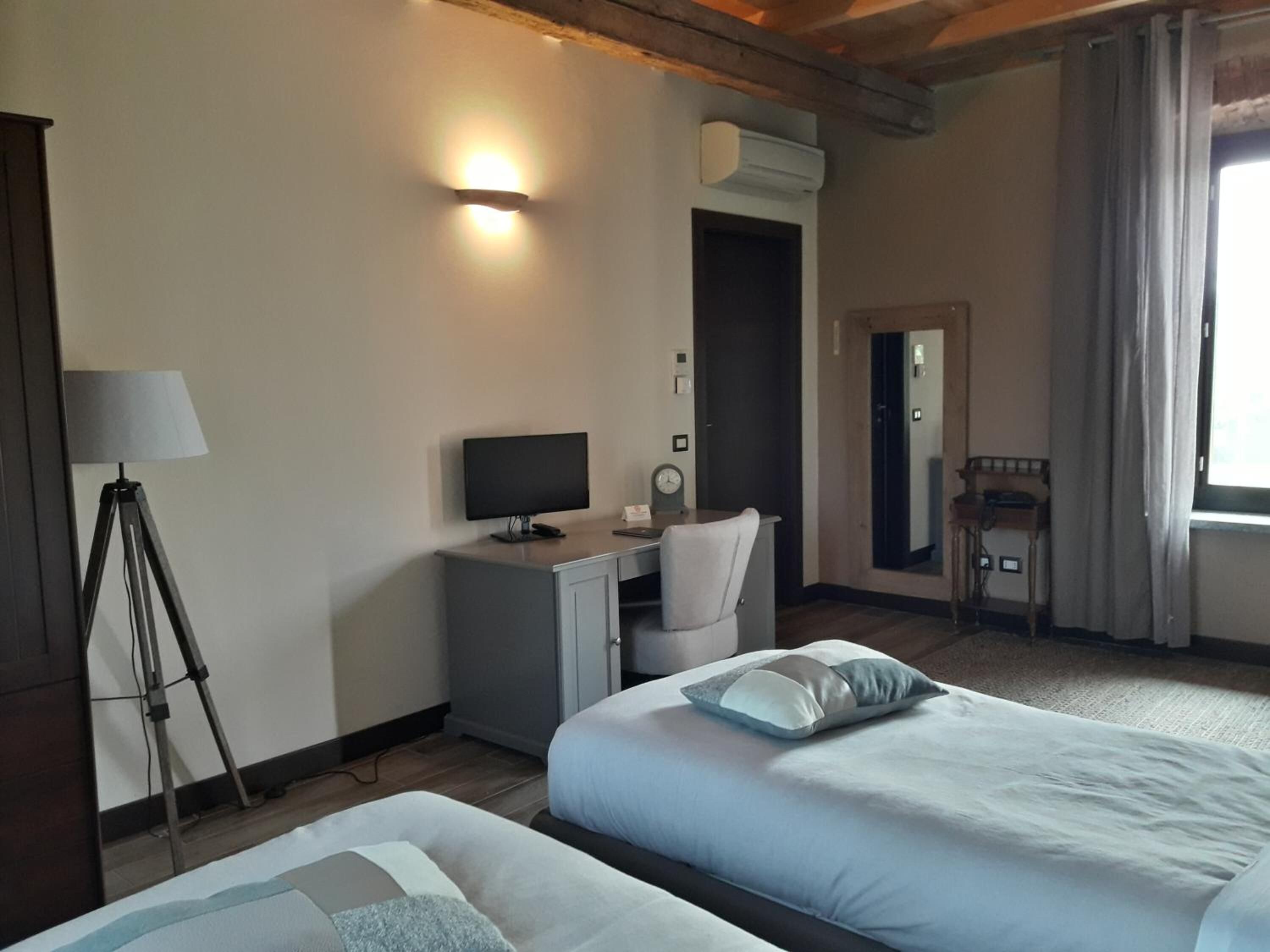 1 bedroom, minibar, in-room safe, desk