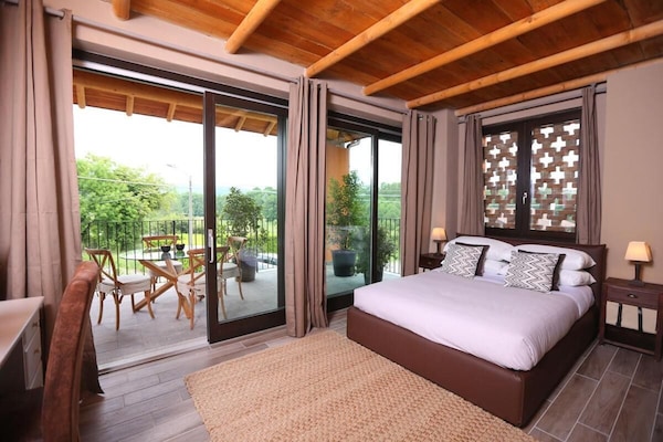 1 Schlafzimmer, Minibar, Zimmersafe, Schreibtisch