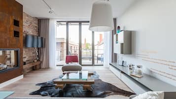 Departamento, chimenea, vista al lago (Badewonne) | Sala de estar