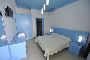 Exterior detail - La Casa del Nonno (Campomarino)