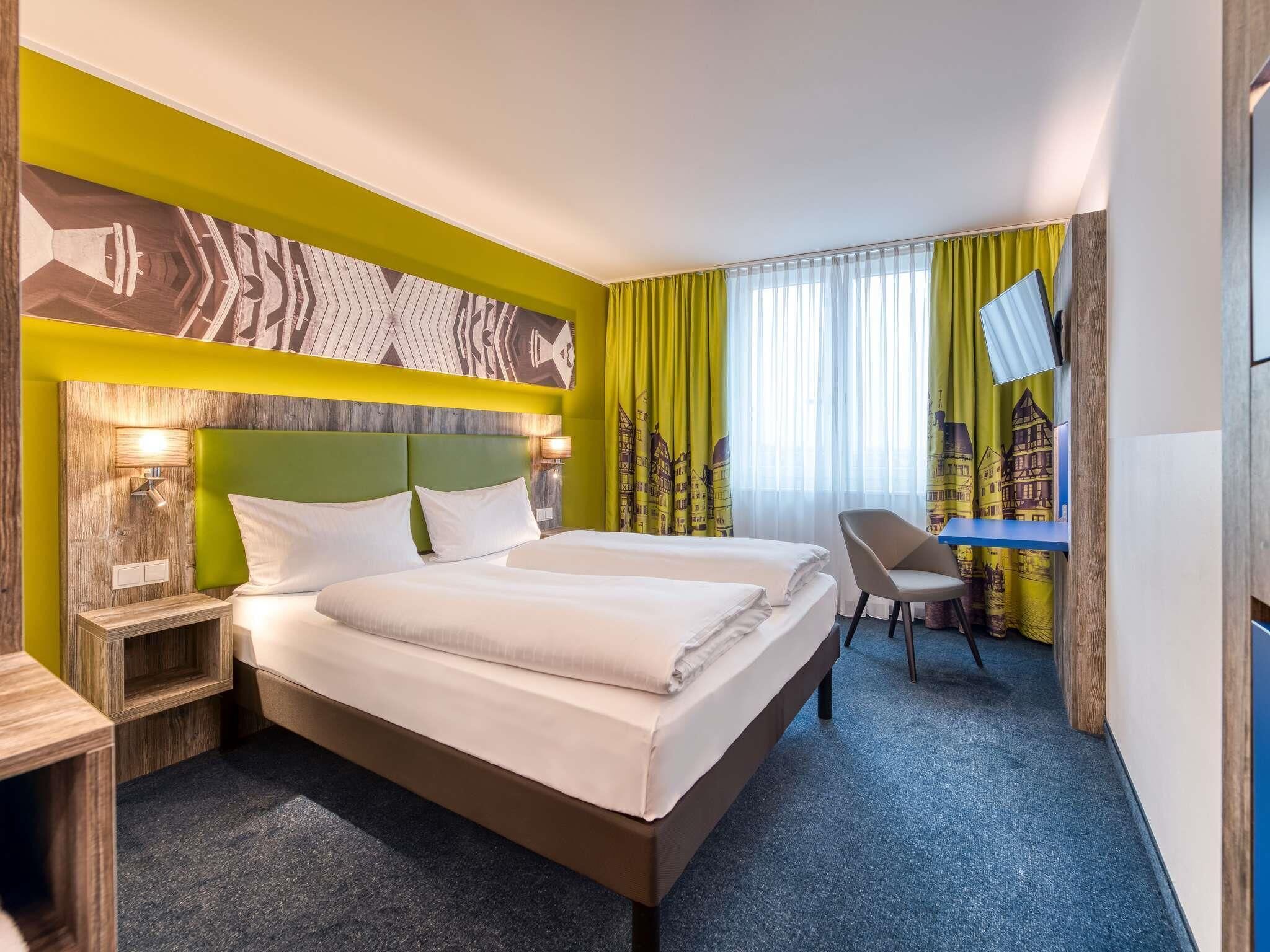 Comfort Double Room, 1 Double Bed (All Comfort) | In-room safe, desk, blackout drapes, soundproofing