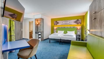 Suite – standard | Safe på rommet, skrivebord, blendingsgardiner og lydisolert