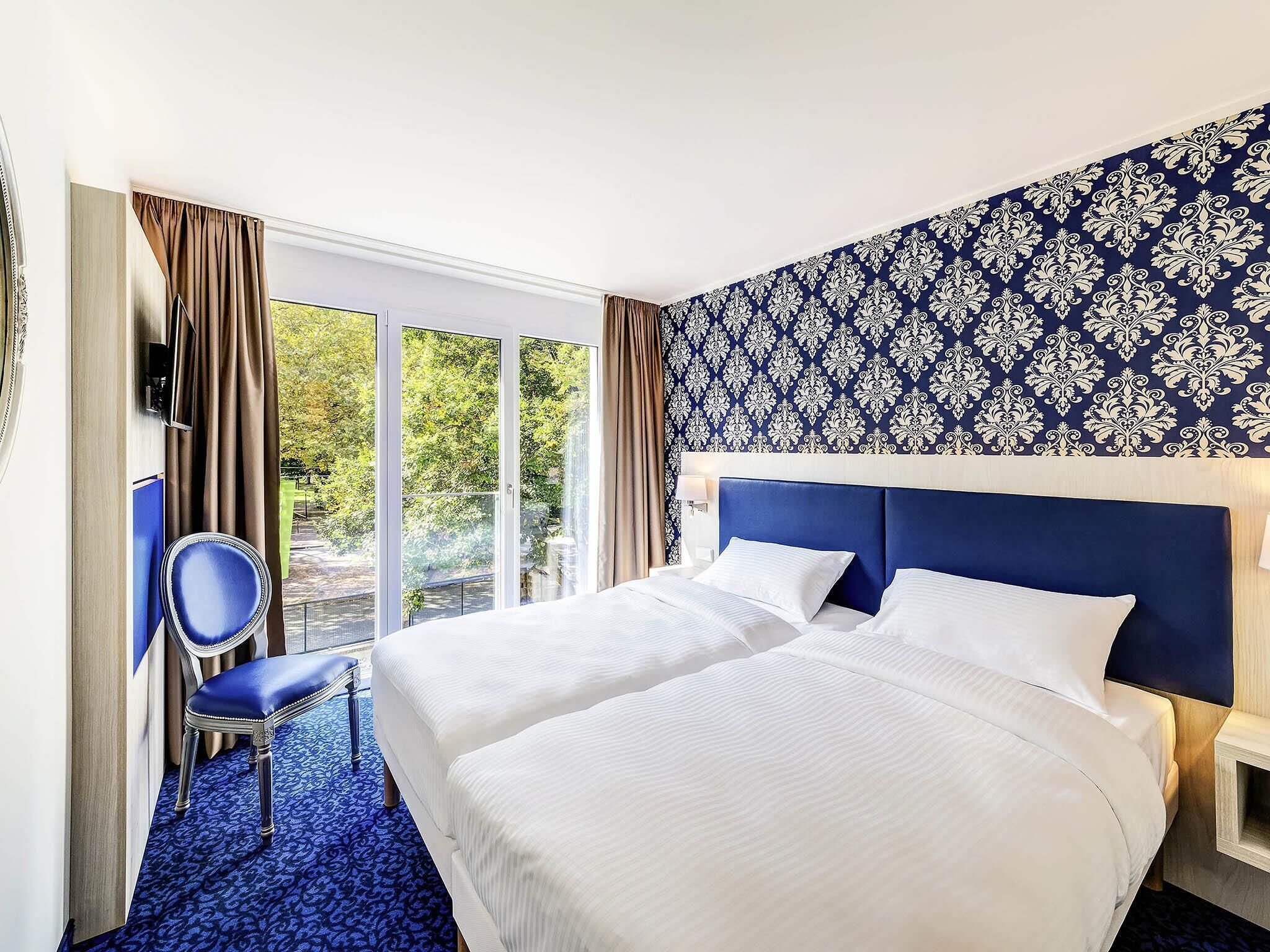 Comfort Twin Room, 2 Twin Beds | In-room safe, desk, soundproofing, iron/ironing board