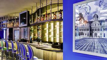 Bar (in der Unterkunft)
