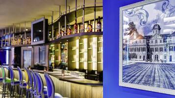 Bar (en el alojamiento)