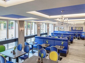 Daily continental breakfast (EUR 19 per person) - ibis Styles Rastatt Baden Baden (Rastatt)