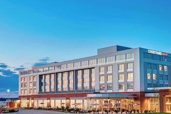 Courtyard by Marriott Erie Bayfront