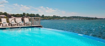 Courtyard by Marriott Erie Bayfront
