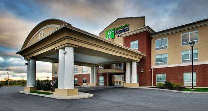 Holiday Inn Express & Suites Lancaster East - Strasburg, an IHG Hotel