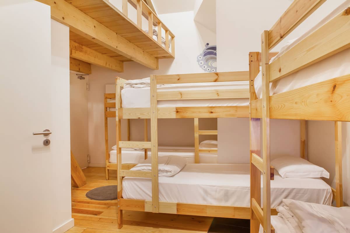 1 slaapkamer, luxe beddengoed, individueel gedecoreerd