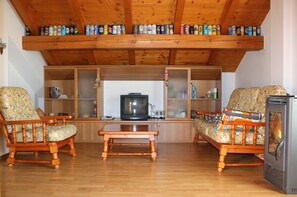 Front of property - Discover Italy (Ponte nelle Alpi)