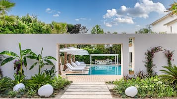 AuĂenpool (je nach Saison geöffnet)