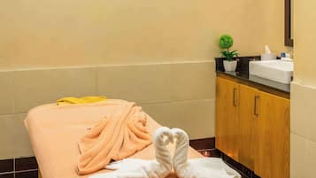 Tratamentos corporais, aromaterapia, massagens musculares profundas