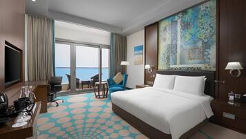 Executive Room | Premium bedding, minibar, in-room safe, desk