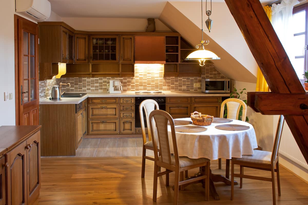 Comfort Apartment, 2 Bedrooms, Kitchen, Garden View | Private kitchen | Fridge, microwave, stovetop, dishwasher