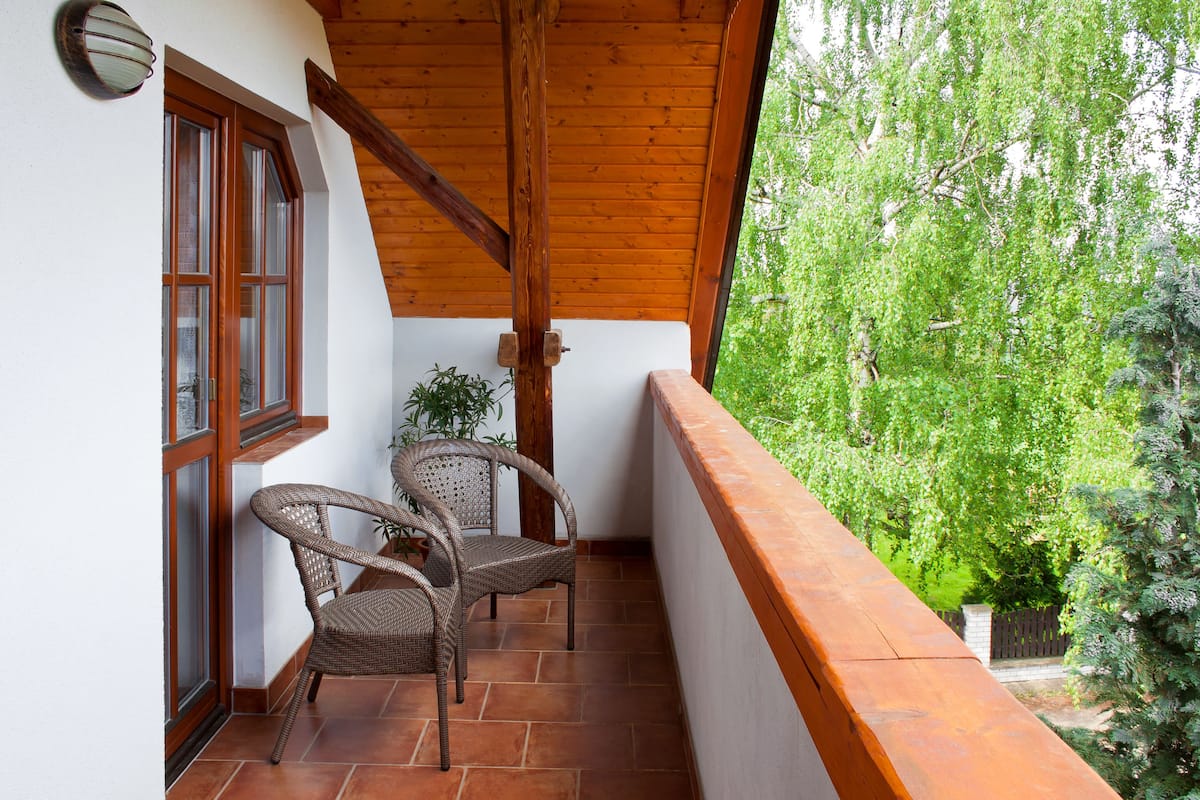 Comfort Apartment, 3 Bedrooms, Balcony, Garden View | Balcony