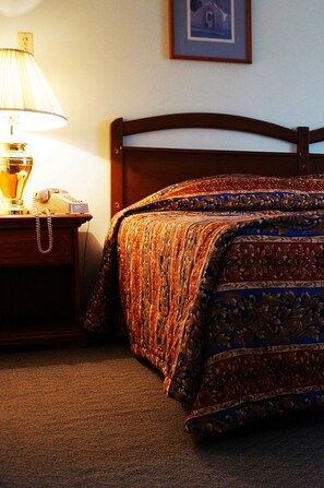 Desk, iron/ironing board, free WiFi - Hotel Chula Vista (Ciudad Juárez)