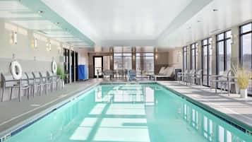 Indendørs pool