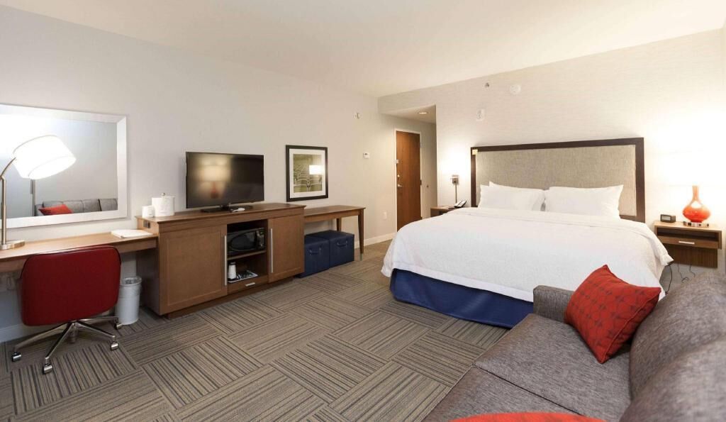 In-room safe, desk, free WiFi, bed sheets