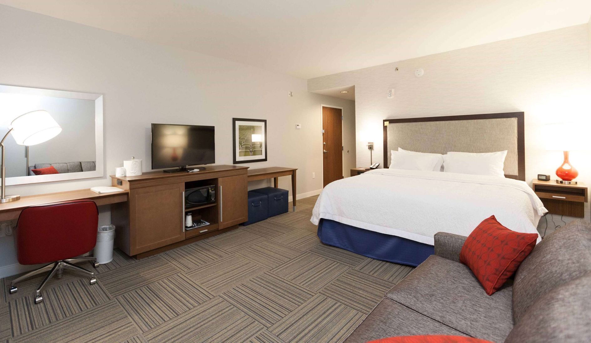 In-room safe, desk, free WiFi, bed sheets