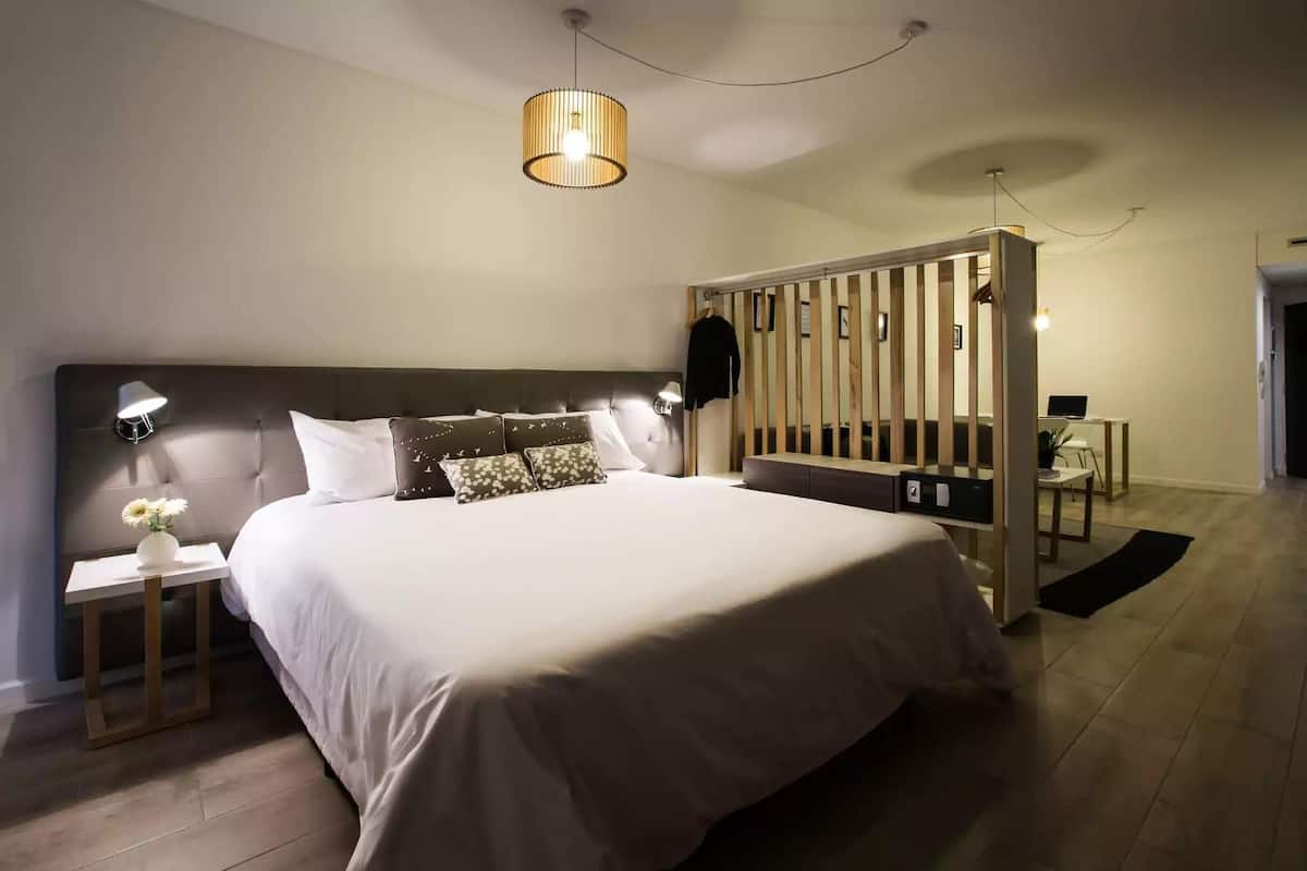 1 slaapkamer, luxe beddengoed, donzen dekbedden, pillowtop-bedden